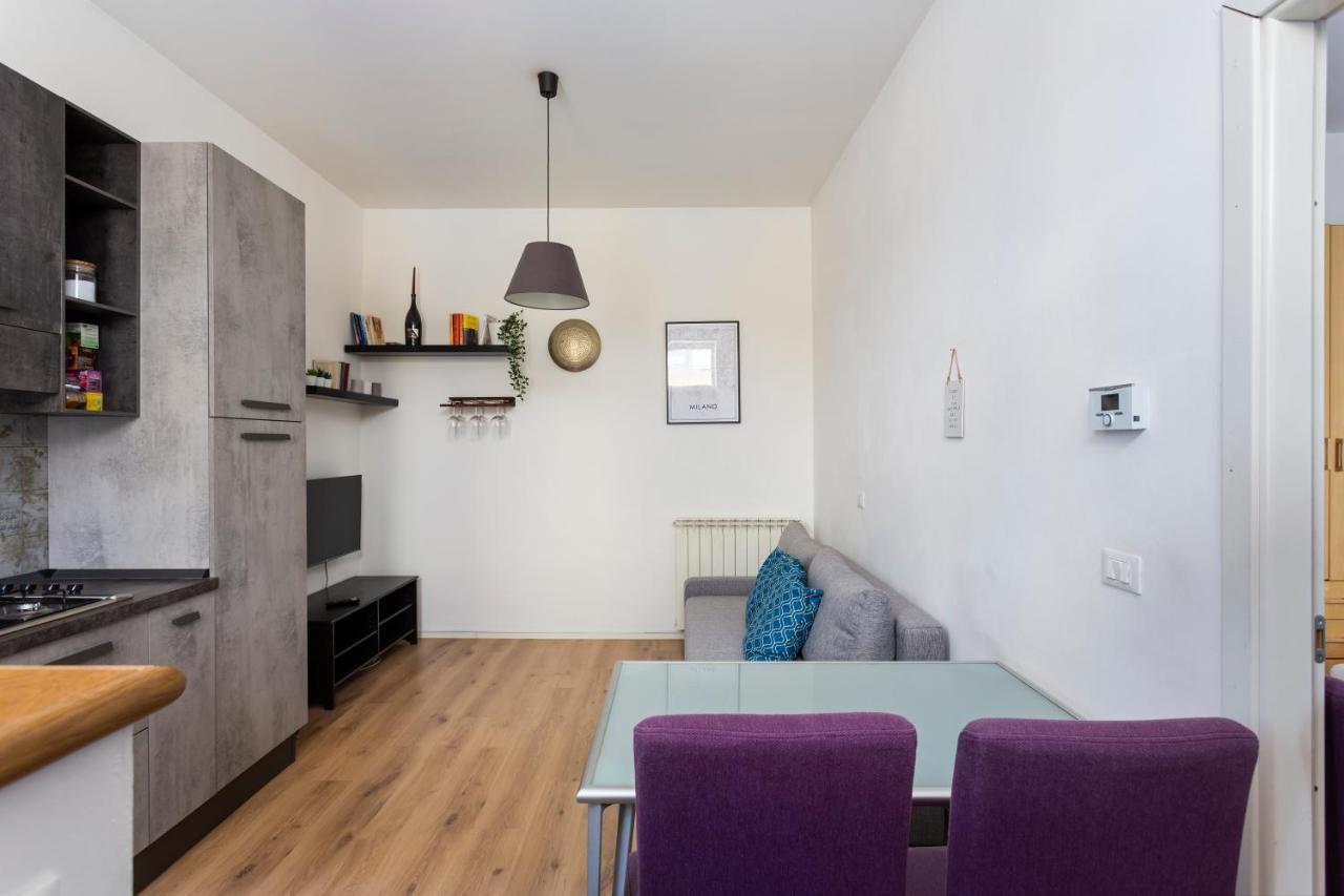 The Place, Your Place To Be - Via Tadino Apartment Milan Exterior photo